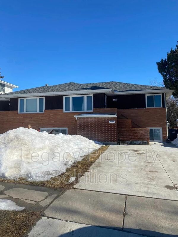 Bismarck House: 1111 N 18th St