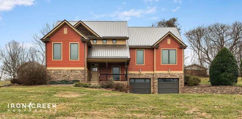 Alexander House: 15 Carl Roberts Road