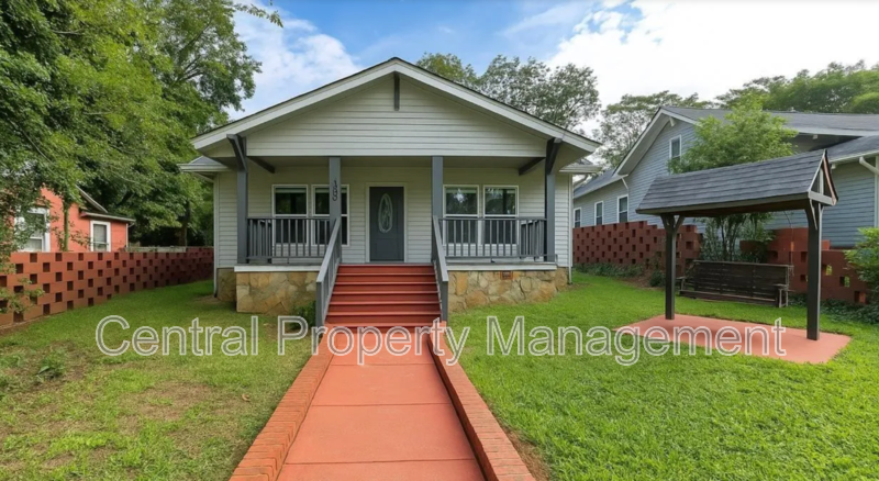 Spartanburg House: 795 Howard Street