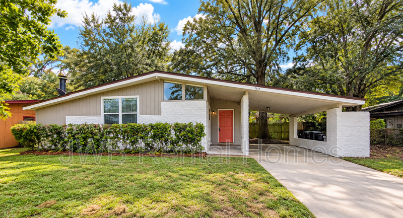 Jacksonville House: 7534 Strato Rd
