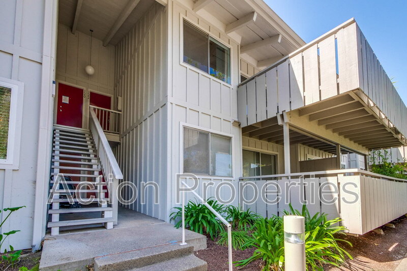 Mountain View House: 255 S. Rengstorff Ave.