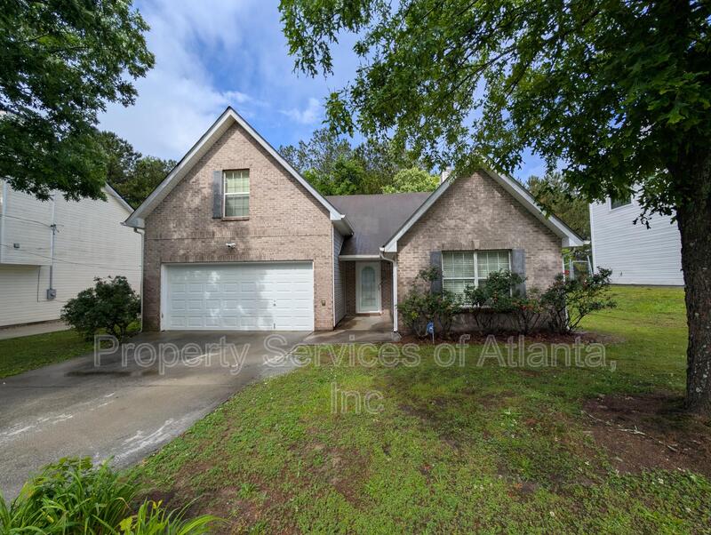 Lithonia House: 2047 Mulberry Ln