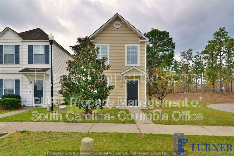 Columbia House: 557 Summit Terrace Court