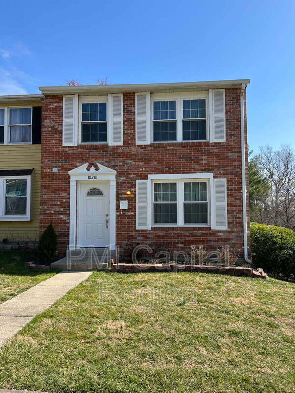 Gaithersburg Townhome: 10201 Millstream Dr