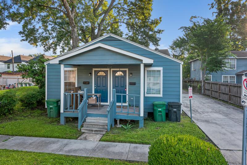 Houston Condo: 3117 Isabella Street - B