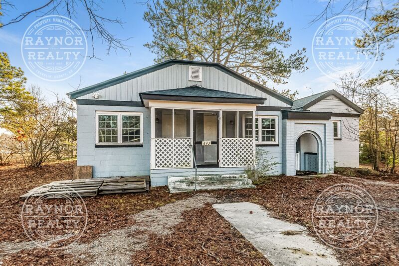 Rocky Mount House: 641 Kenwood Ave