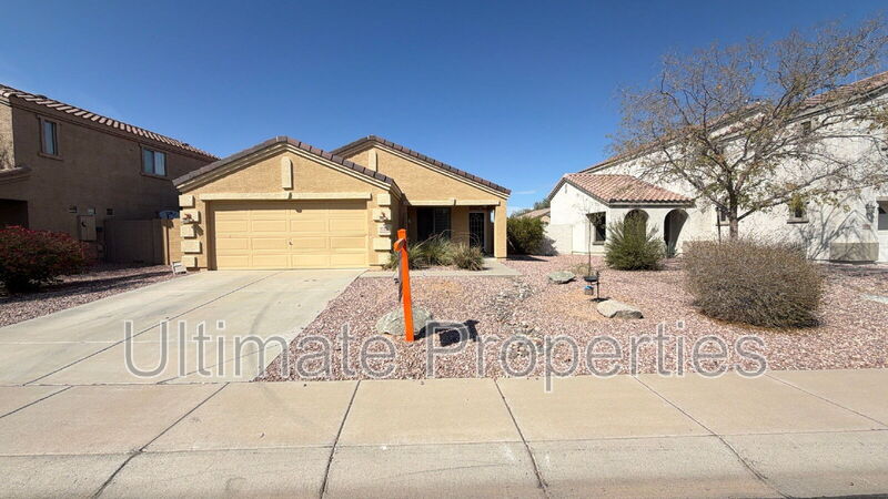 Surprise House: 17476 W Ventura St