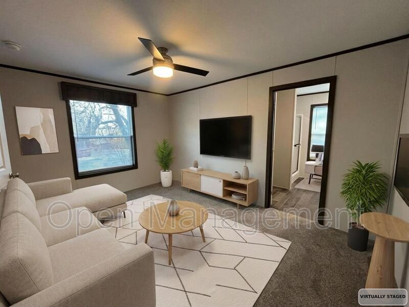 Bismarck House: 4005 19th St NE