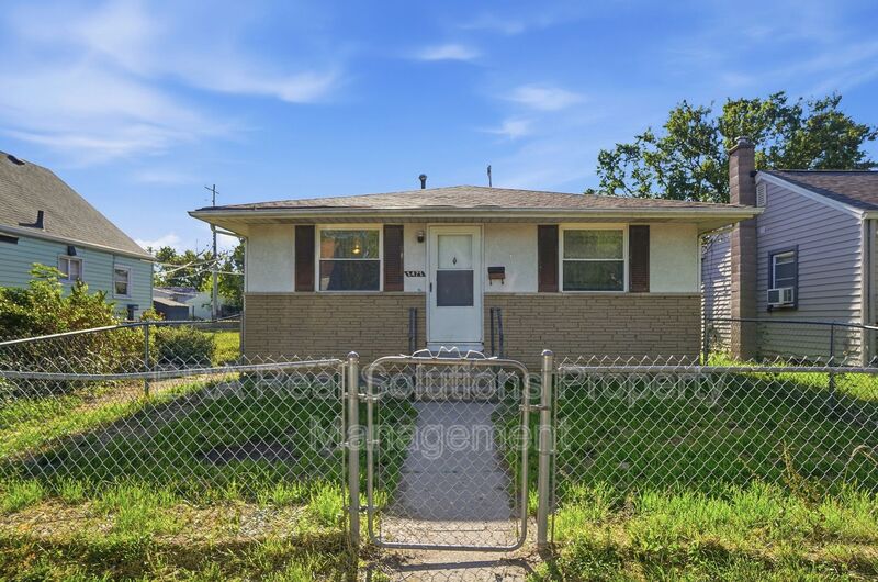Columbus Condo: 2472 Pontiac St