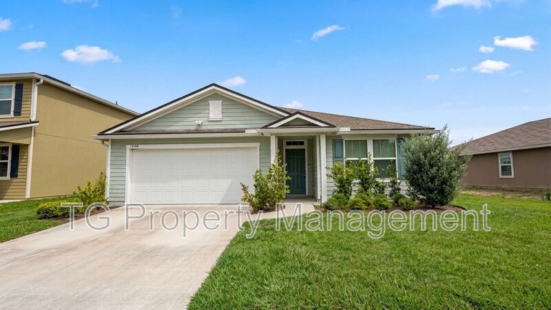 Jacksonville House: 12184 Grand Herring Way
