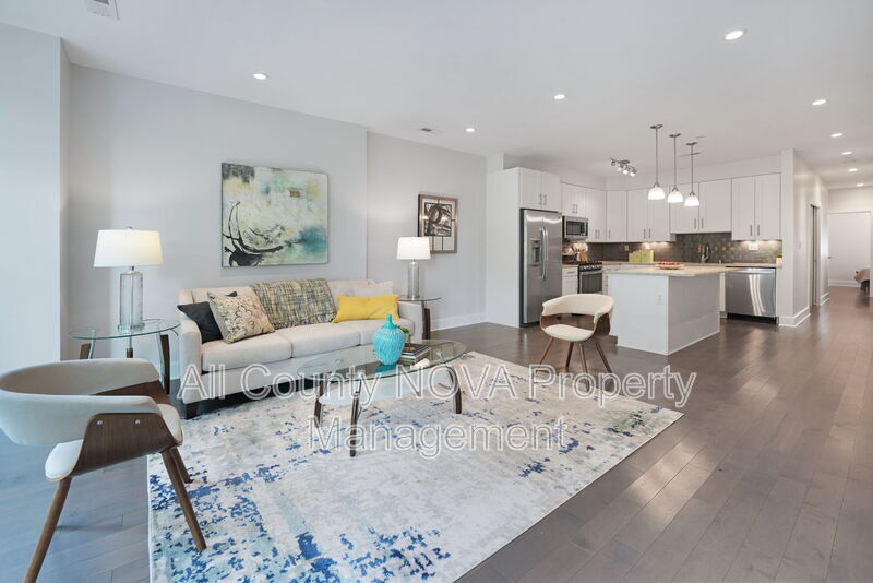 WASHINGTON Condo: 3821 14TH ST NW