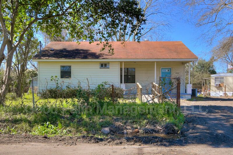 Augusta House: 2401 Norfolk Street