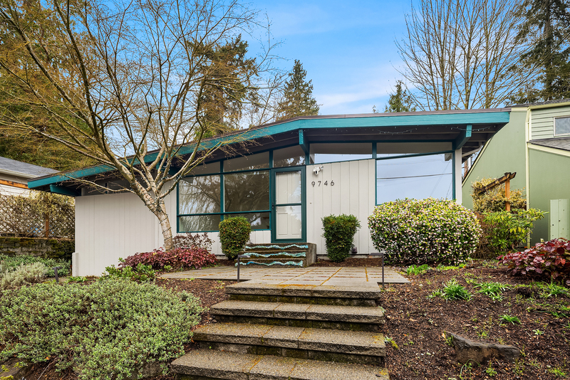 Seattle House: 9746 46th Ave NE