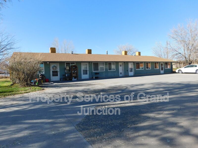 Clifton Condo: 3292 Lombardy Lane