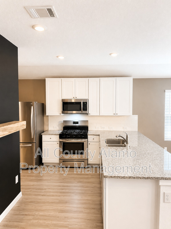 Main Rental Photo 6