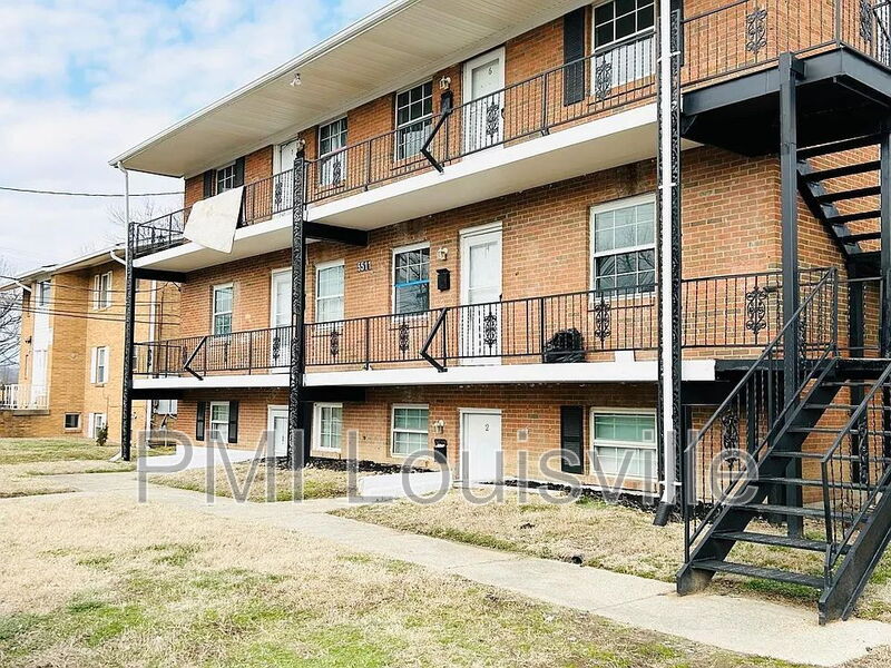 Louisville Condo: 5511 Yucca Ln