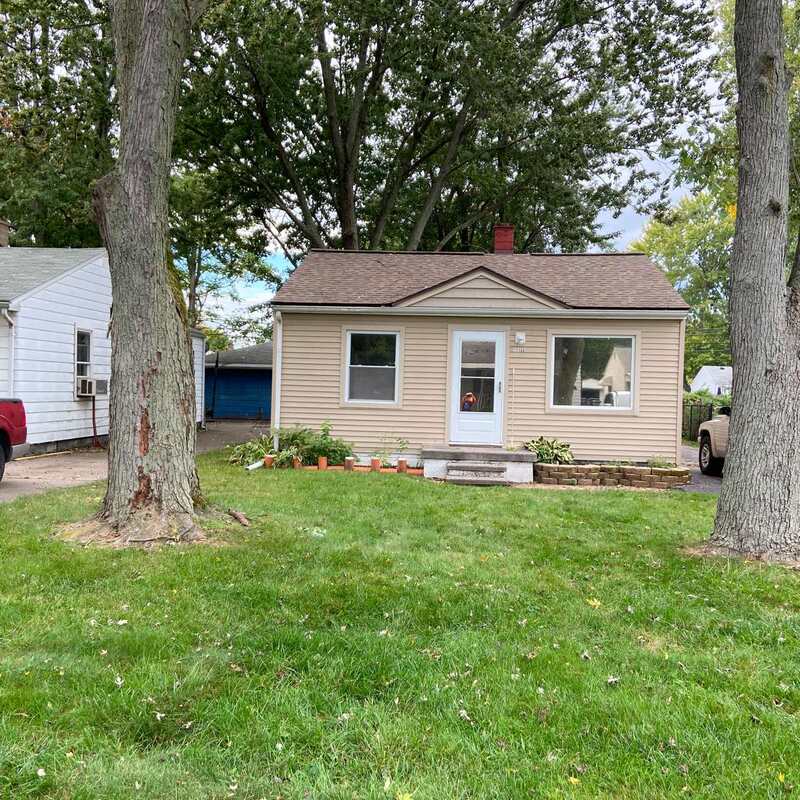 Taylor House: 15396 Buck Street