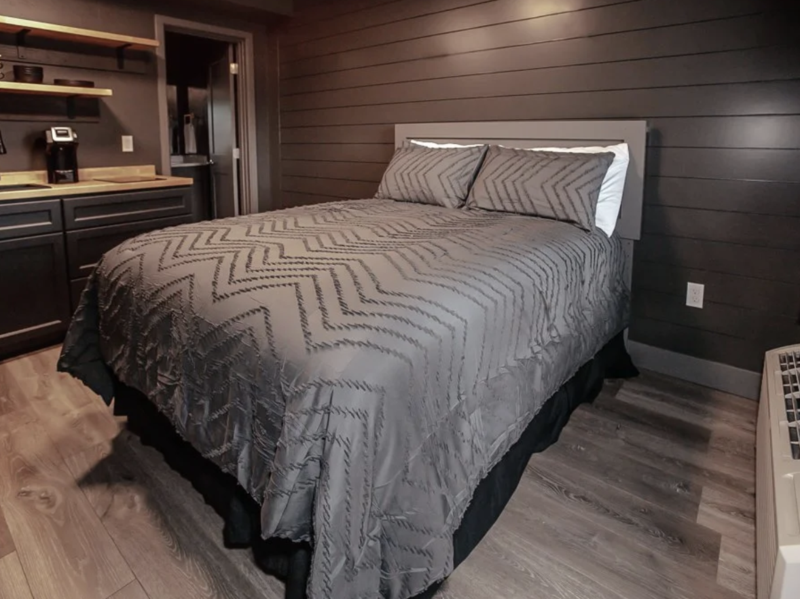 Coeur d'Alene Condo: 219 East Coeur D'Alene Lake Drive - 3