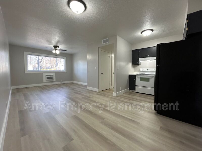 Clarinda House: 1010 North 16th Street