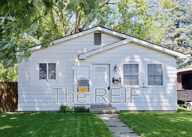 Saginaw House: 3133 Glenwood Avenue