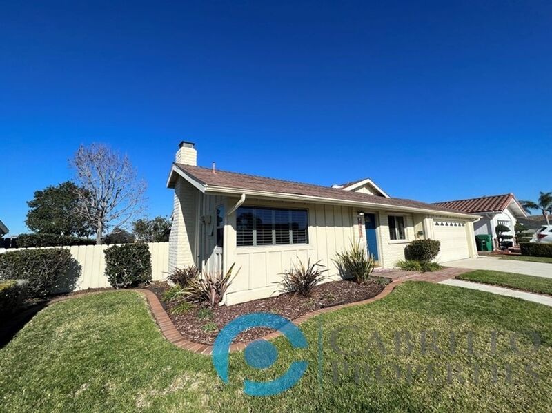 San Diego House: 3076 Governor Drive