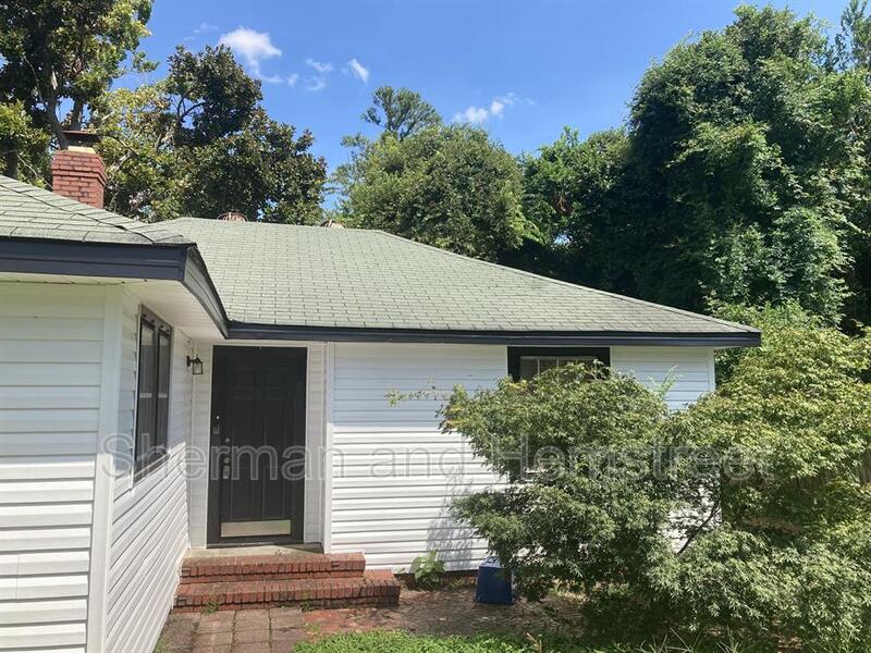 North Augusta House: 607 East Avenue