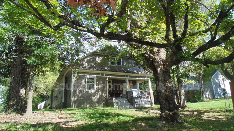 Athens Condo: 1113 Knoxville Avenue - 2