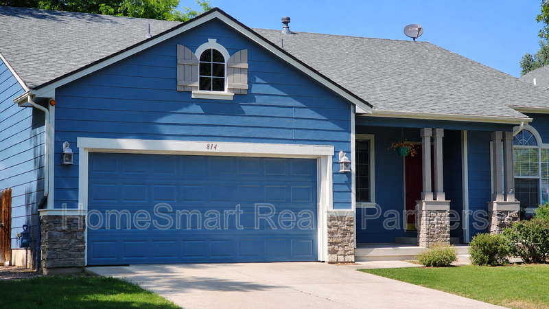 Longmont House: 814 Timothy Dr