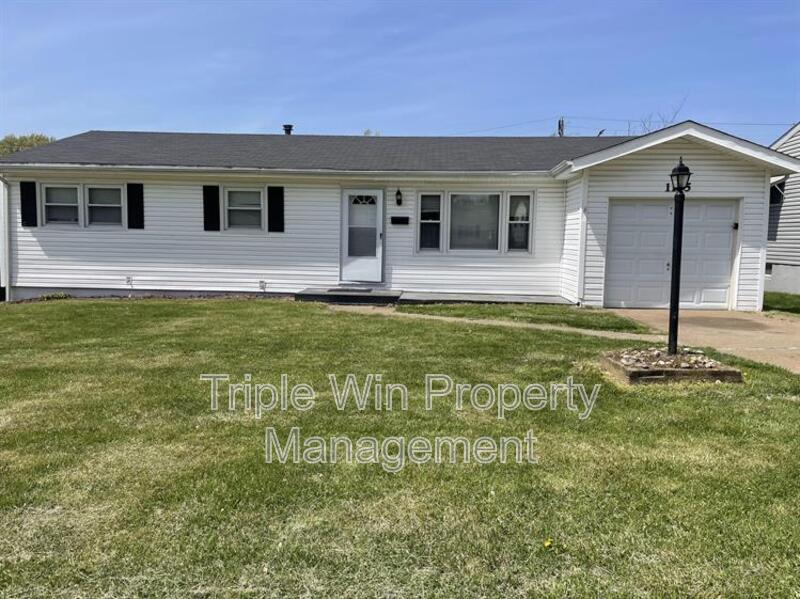 Florissant House: 1105 S. Waterford Dr.