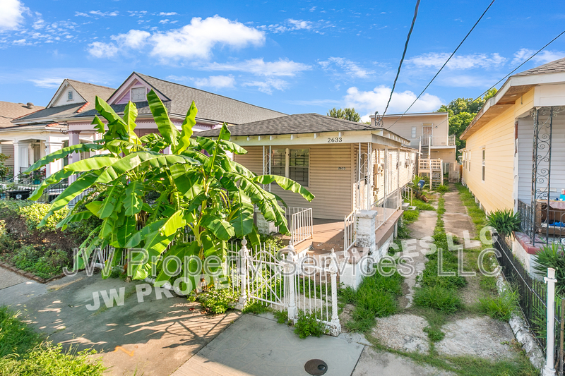 New Orleans House: 2633 Governor Nicholls