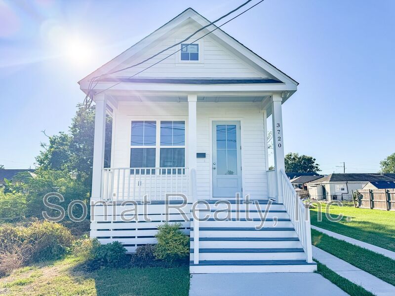 New Orleans Condo: 3720 Buchanan Street
