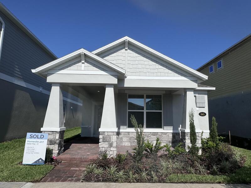 DeBary House: 640 Becklow Street