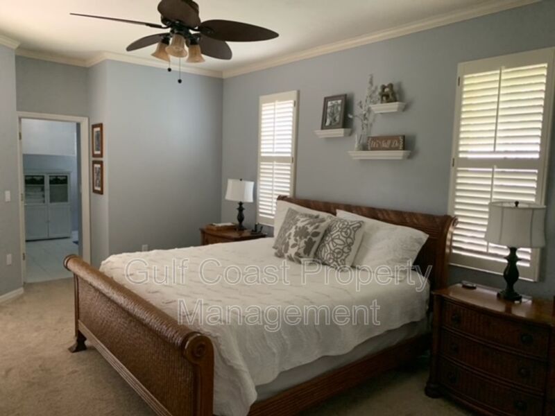 5106 Far Oak Circle Sarasota FL 34238 - Photo 8