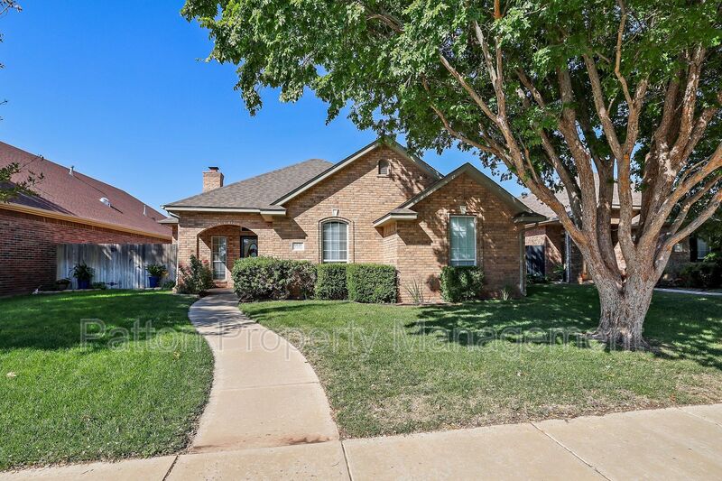 Amarillo House: 6020 Greenways Drive