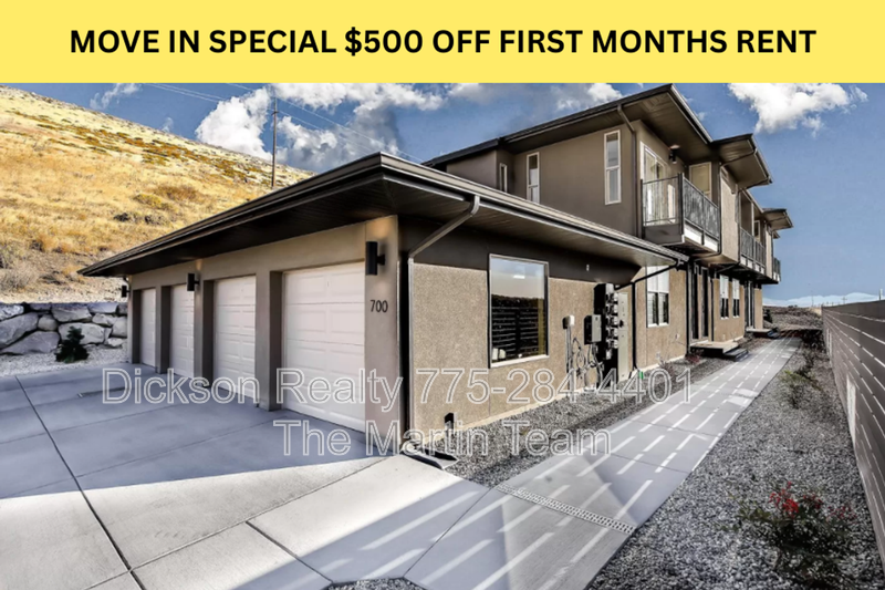 Reno House: 720 Bluffs Court