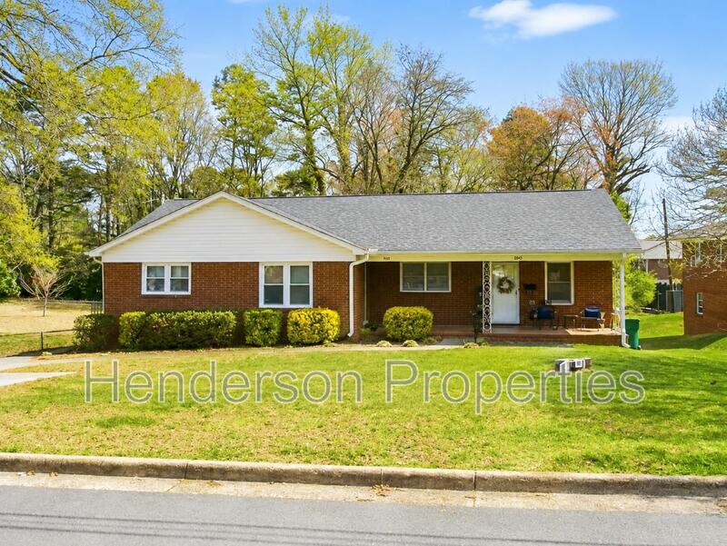 Albemarle House: 922 Smith St