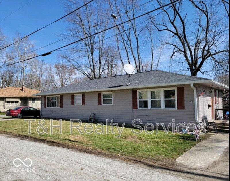 Indianapolis Condo: 201 South Starter Street