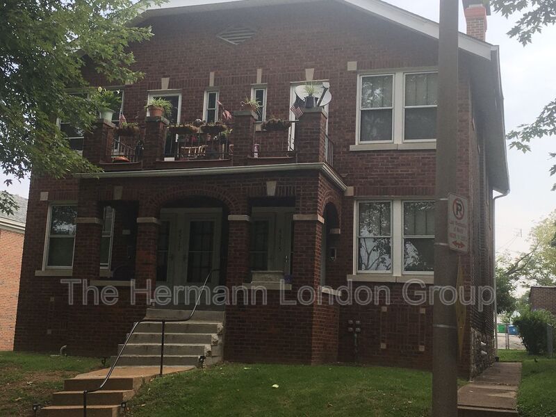 Saint Louis Condo: 4515-4517 Rosa