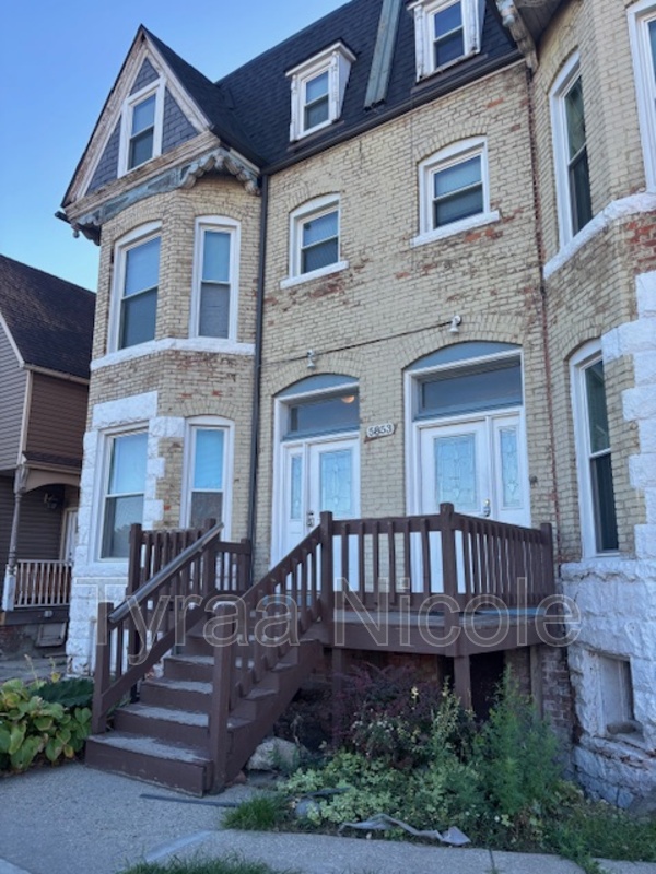 Detroit Condo: 5853 3rd Avenue - 3