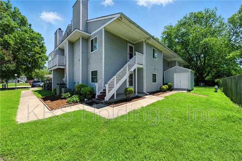 Hampton Condo: 117 Roane Dr