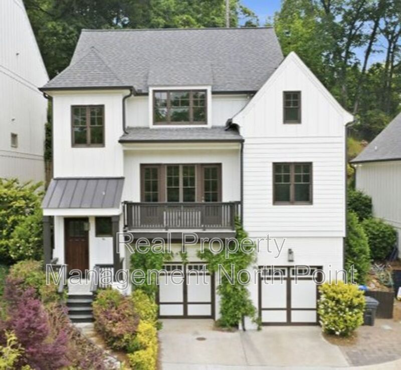Roswell House: 94 Oxbo Rd