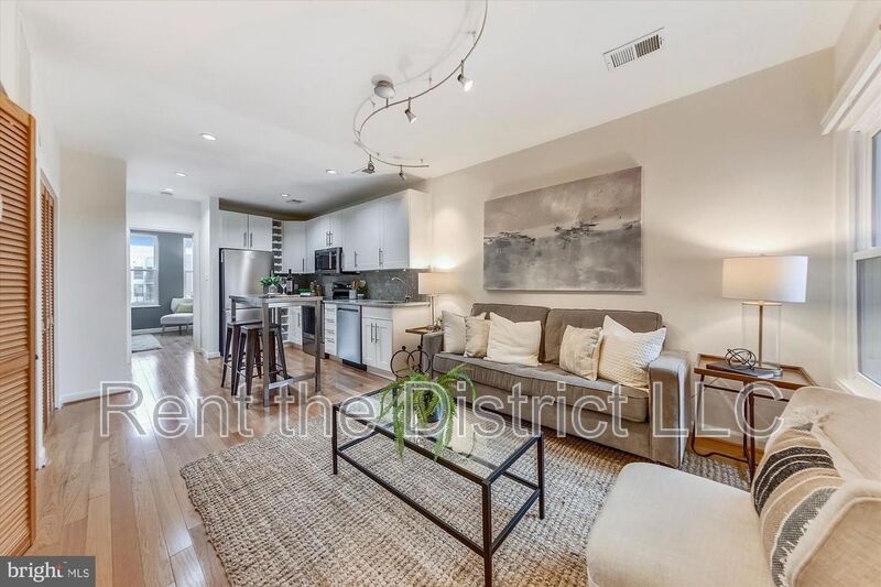 Washington Condo: 1446 Newton Street NW