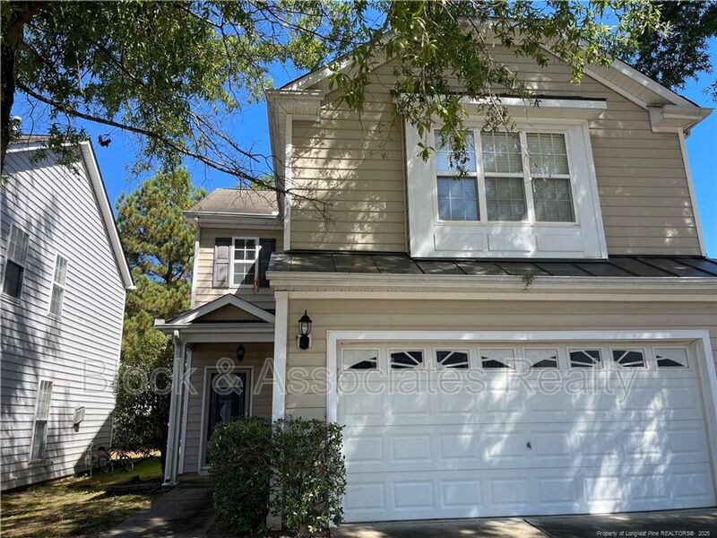 Durham House: 1015 Goldmist Lane