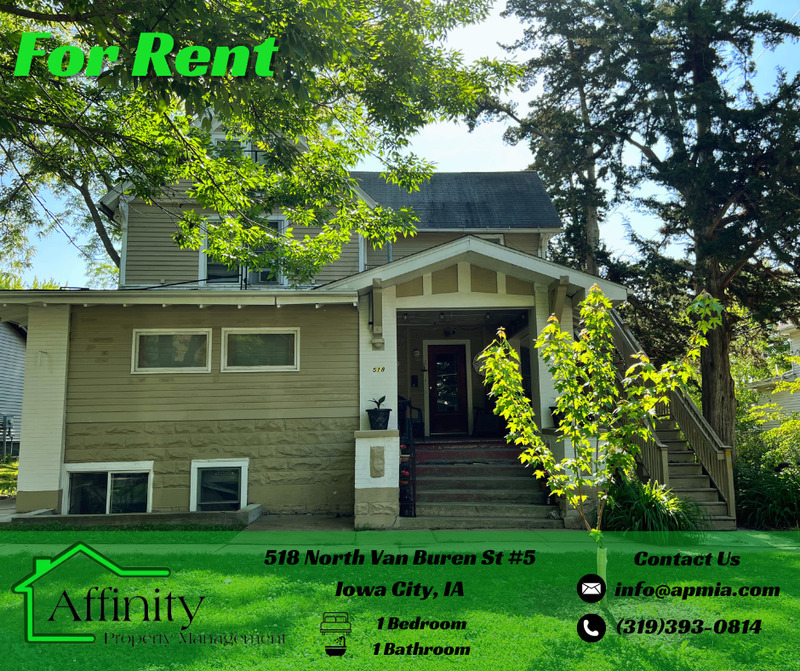 Iowa City Condo: 518 N Van Buren