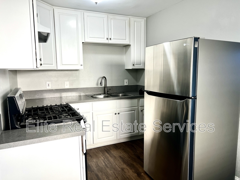 Chula Vista Condo: 121 Madison Avenue - 1