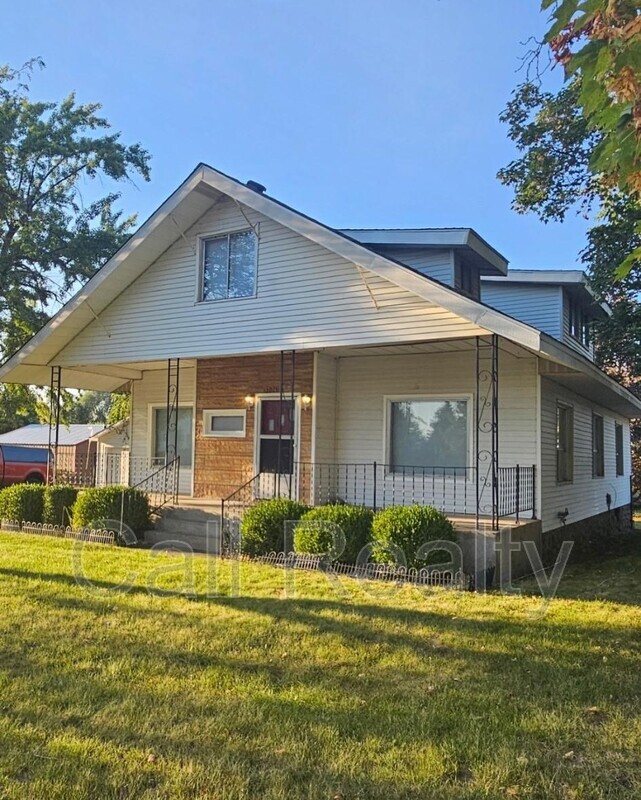 Spokane Valley House: 12019 E Valleyway