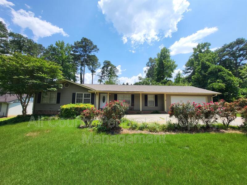 Roswell House: 4548 Shallowford Road