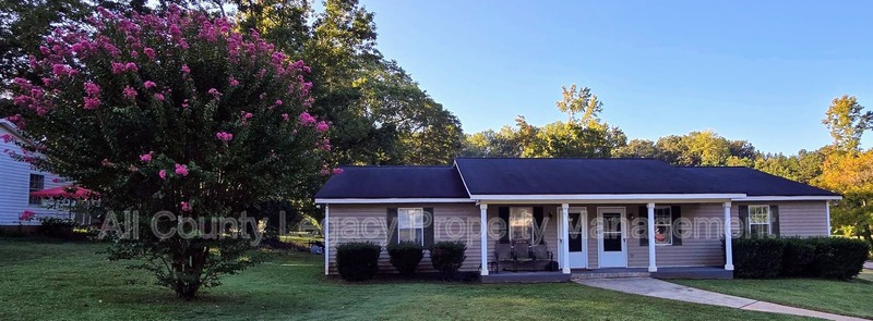 Jefferson Condo: 20 Maria Circle