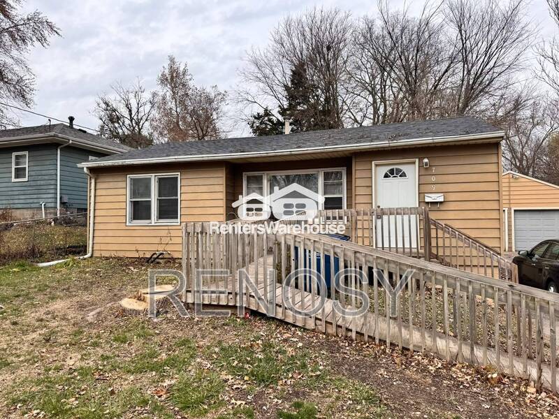 Des Moines House: 709 Bell Ave