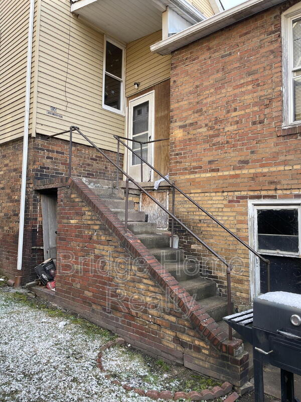 Midland Condo: 456 Woodlane Ave